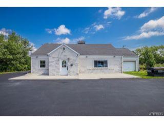 Property in Grand Island, NY thumbnail 2