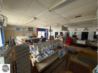 Property in Alma, MI 48801 thumbnail 1