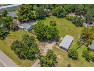Property in Alvarado, TX thumbnail 4