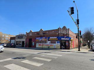 Property in Chicago, IL thumbnail 2