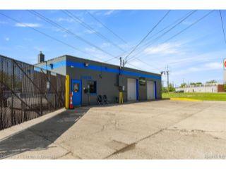 Property in Wayne, MI 48184 thumbnail 0