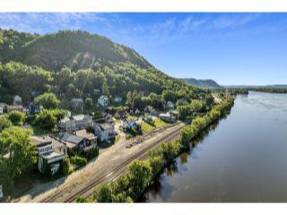 Property in Fountain City, WI 54629 thumbnail 2