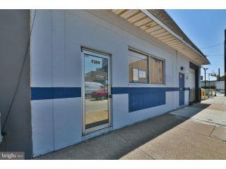 Property in Philadelphia, PA 19136 thumbnail 1