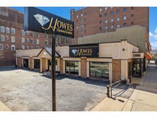 Property in La Crosse, WI thumbnail 1