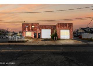 Property in Matawan, NJ 07747 thumbnail 0