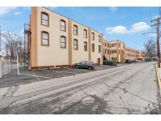 Property in Bloomfield, NJ thumbnail 1