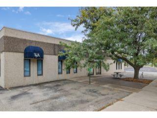 Property in La Crosse, WI thumbnail 2