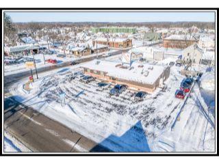 Property in New London, WI thumbnail 2