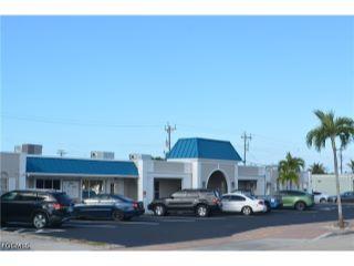 Property in Cape Coral, FL 33904 thumbnail 2