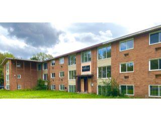 Property in Detroit, MI thumbnail 6