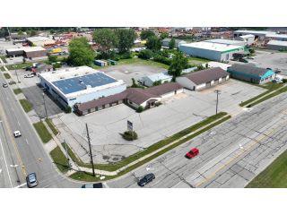 Property in Midland, MI thumbnail 3