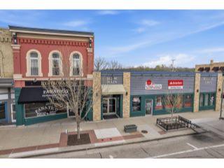 Property in Whitewater, WI thumbnail 4