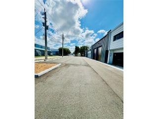 Property in Medley, FL thumbnail 4