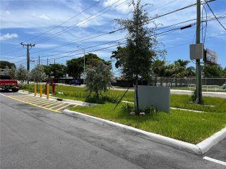 Property in Medley, FL thumbnail 6