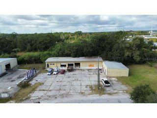 Property in Lakeland, FL thumbnail 2