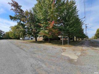 Property in Dahlgren, IL 62828 thumbnail 2
