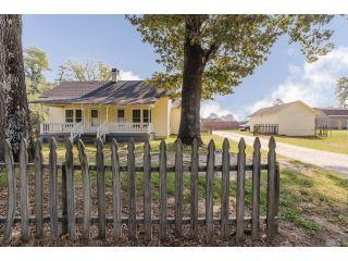 Property in Benton, AR thumbnail 3