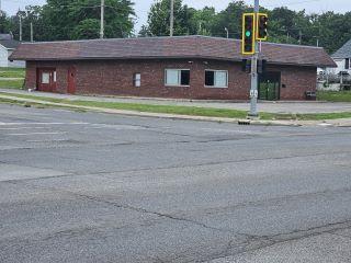 Property in Mt Vernon, IL thumbnail 5