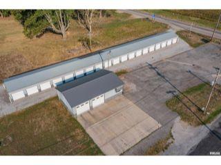 Property in Mt Vernon, IL thumbnail 2