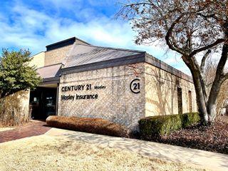 CENTURY 21 Mosley Real Estate