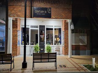 CENTURY 21 The Realty Group