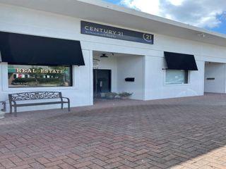 CENTURY 21 Schlossbach Realty