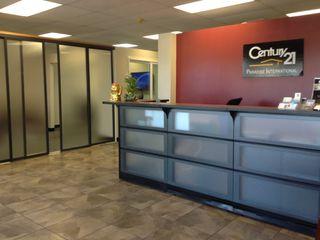 CENTURY 21 Paradise International