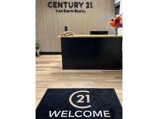 CENTURY 21 Van Dorm Realty