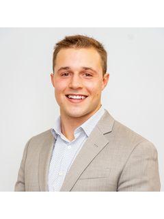 Preston McAlister of CENTURY 21 Community photo