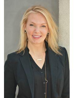 Alaina Revak of CENTURY 21 Parker & Scroggins Realty photo