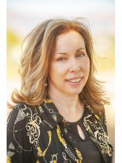 Carlyn Bedwell of CENTURY 21 Everest photo