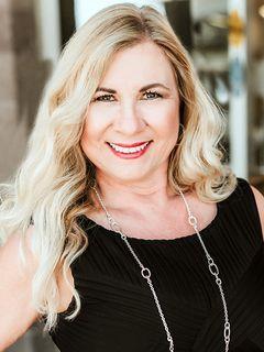 Ana Logan of CENTURY 21 Arizona Foothills photo