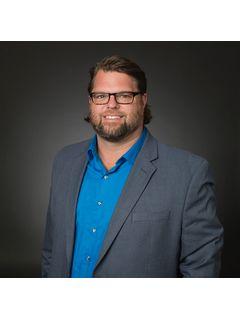 Mike Steed of CENTURY 21 Vanguard photo