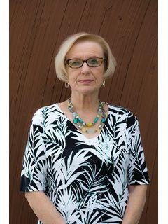 Lucille Richmond of CENTURY 21 Select Group photo