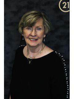 Grace Webb of CENTURY 21 Home First Realtors photo