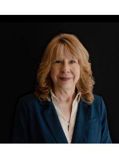 Julie Spencer of CENTURY 21 American Realty photo