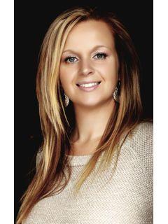 Samantha Wallauz of CENTURY 21 HomeStar photo