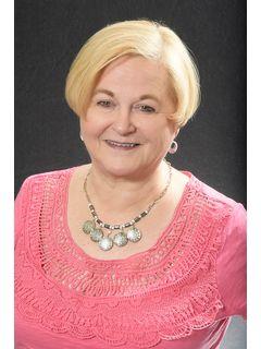 Dianne Yelm of CENTURY 21 Circle photo