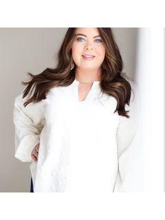 Deanna Applegate of CENTURY 21 Advantage Realty photo