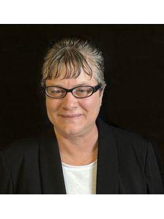 Diana Giardina of CENTURY 21 Pierce Realty photo