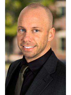 Chris Van Mol of CENTURY 21 Redwood Realty photo
