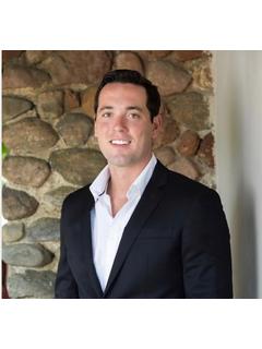 Donald Glenn of CENTURY 21 Thomson & Co photo