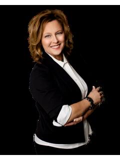 Julie Hurt of CENTURY 21 ProLink photo