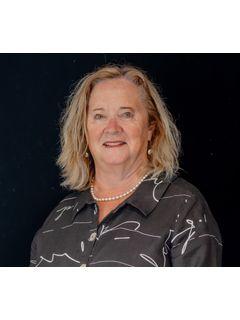 Virginia Pelton of CENTURY 21 Northland photo