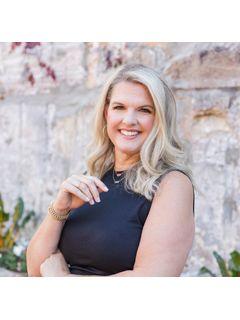 Jean Clare Dickerson of CENTURY 21 Parker & Scroggins Realty photo