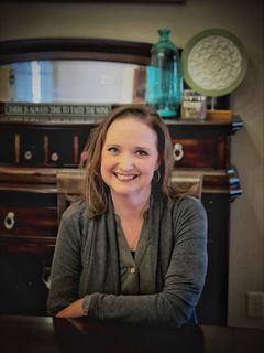 Jennifer Greer of CENTURY 21 Parker & Scroggins Realty photo