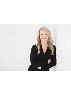 Karen Buckley of CENTURY 21 Judge Fite Company photo