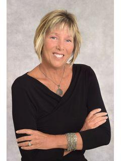 Patti Scheid of CENTURY 21 SUNBELT REALTY photo
