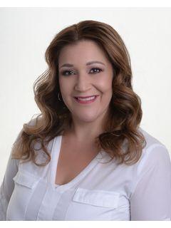 Samantha Prior of CENTURY 21 Experience photo