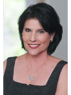 Mona Regoli of CENTURY 21 World Connection photo